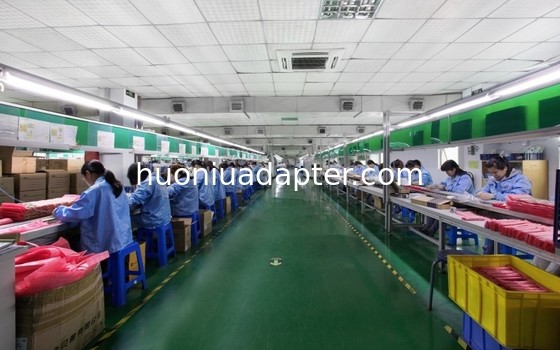 qualidade Adaptador de alimentação AC DC universal fábrica